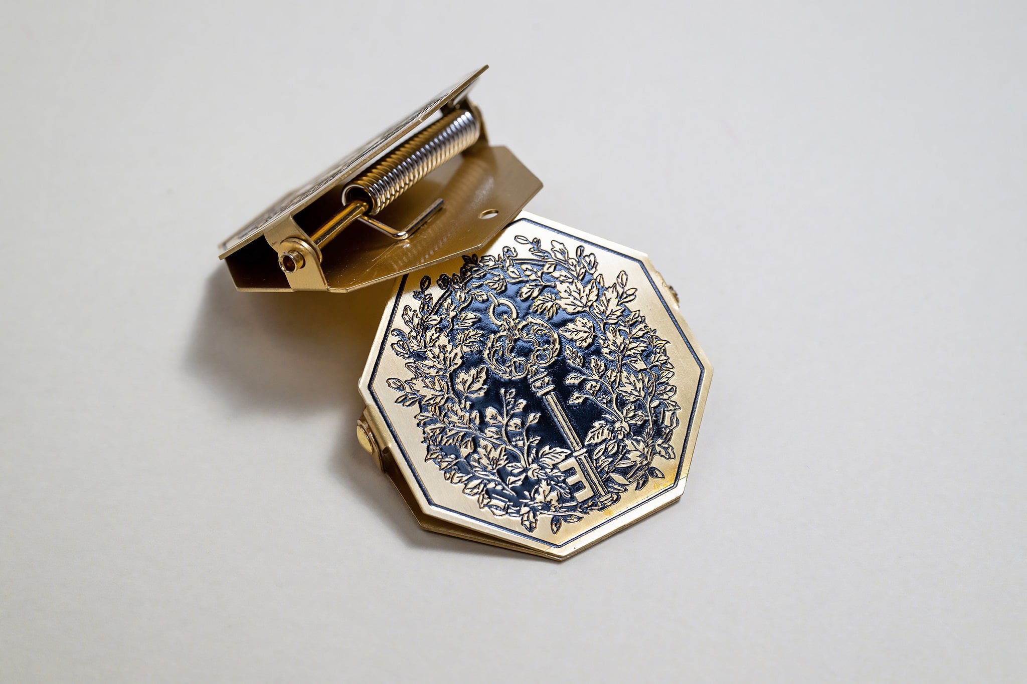 Lock & Key Clips