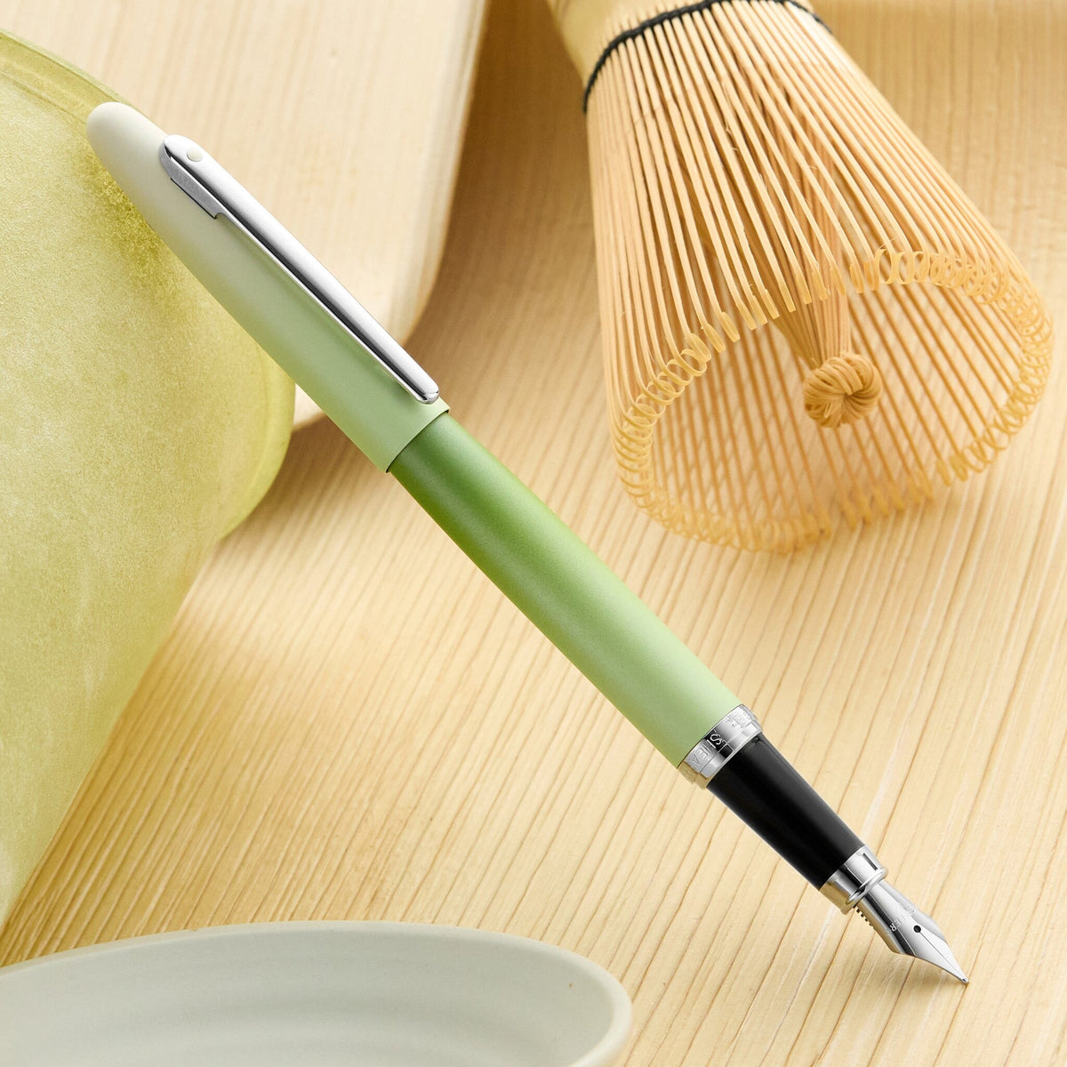 Sheaffer VFM Matcha Edition fountain pen posted