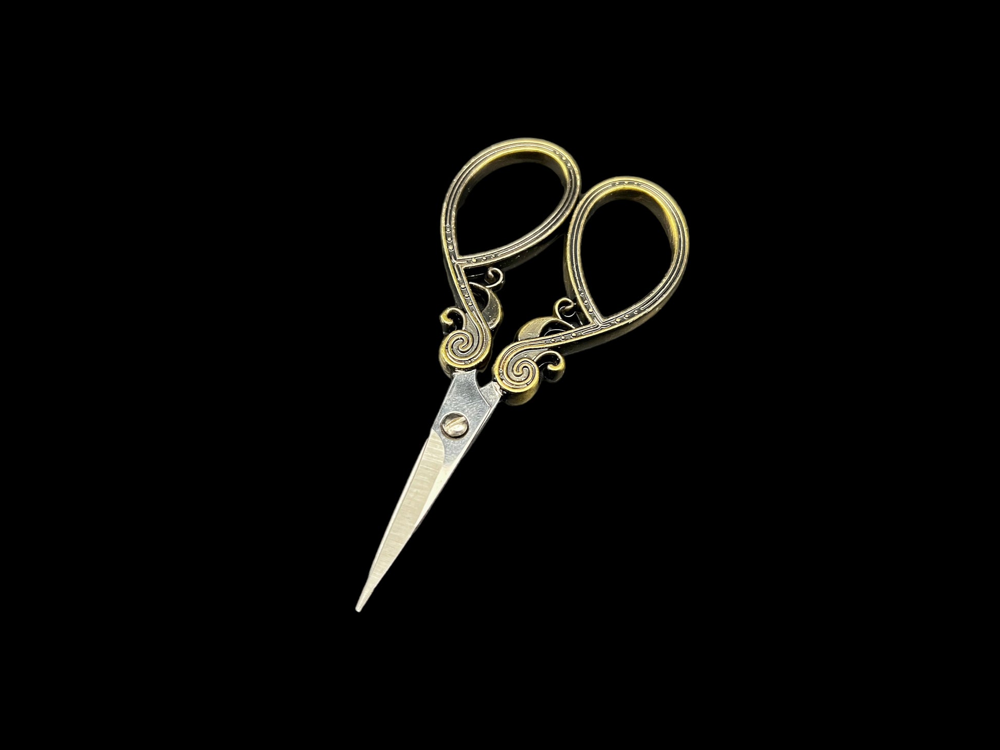 202312_BronzeScissors2