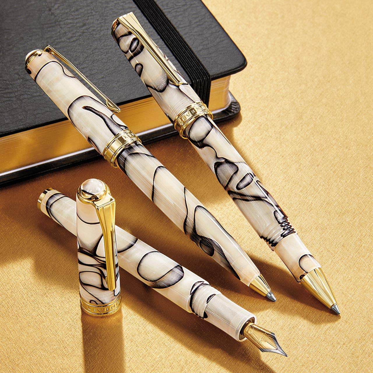 True Writer Classic Carrara Fountain Pen