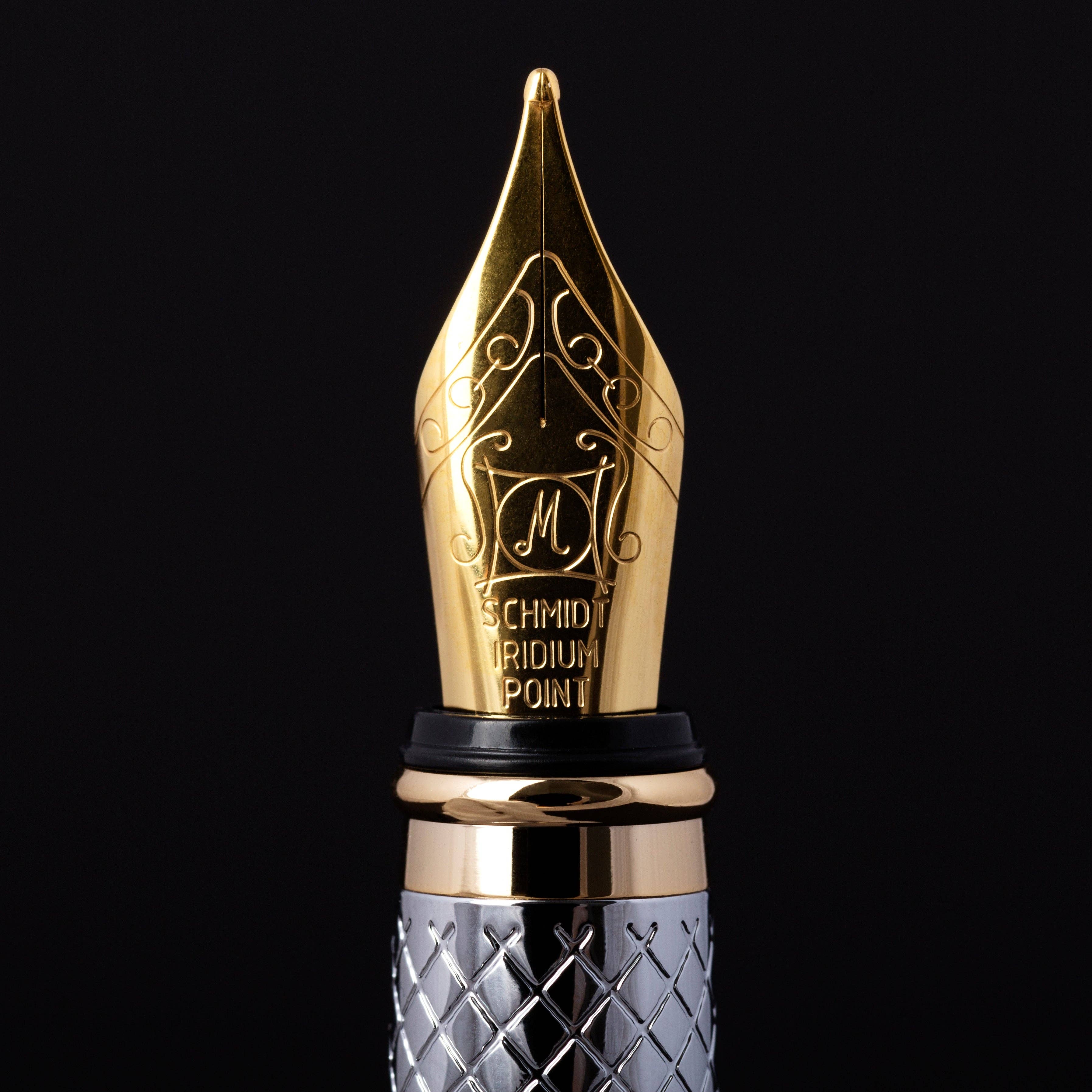Classic Silver Chrome Fountain Pen - Medium Nib