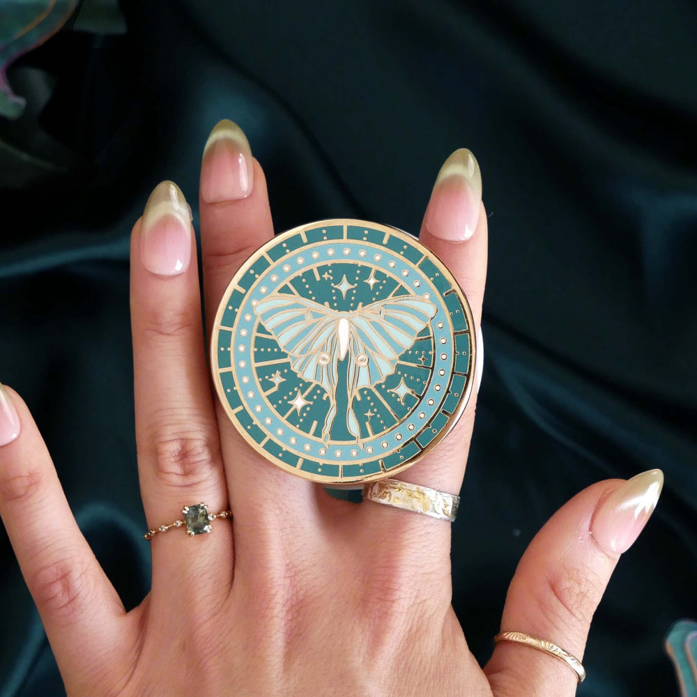 Luna Moth Clingie
