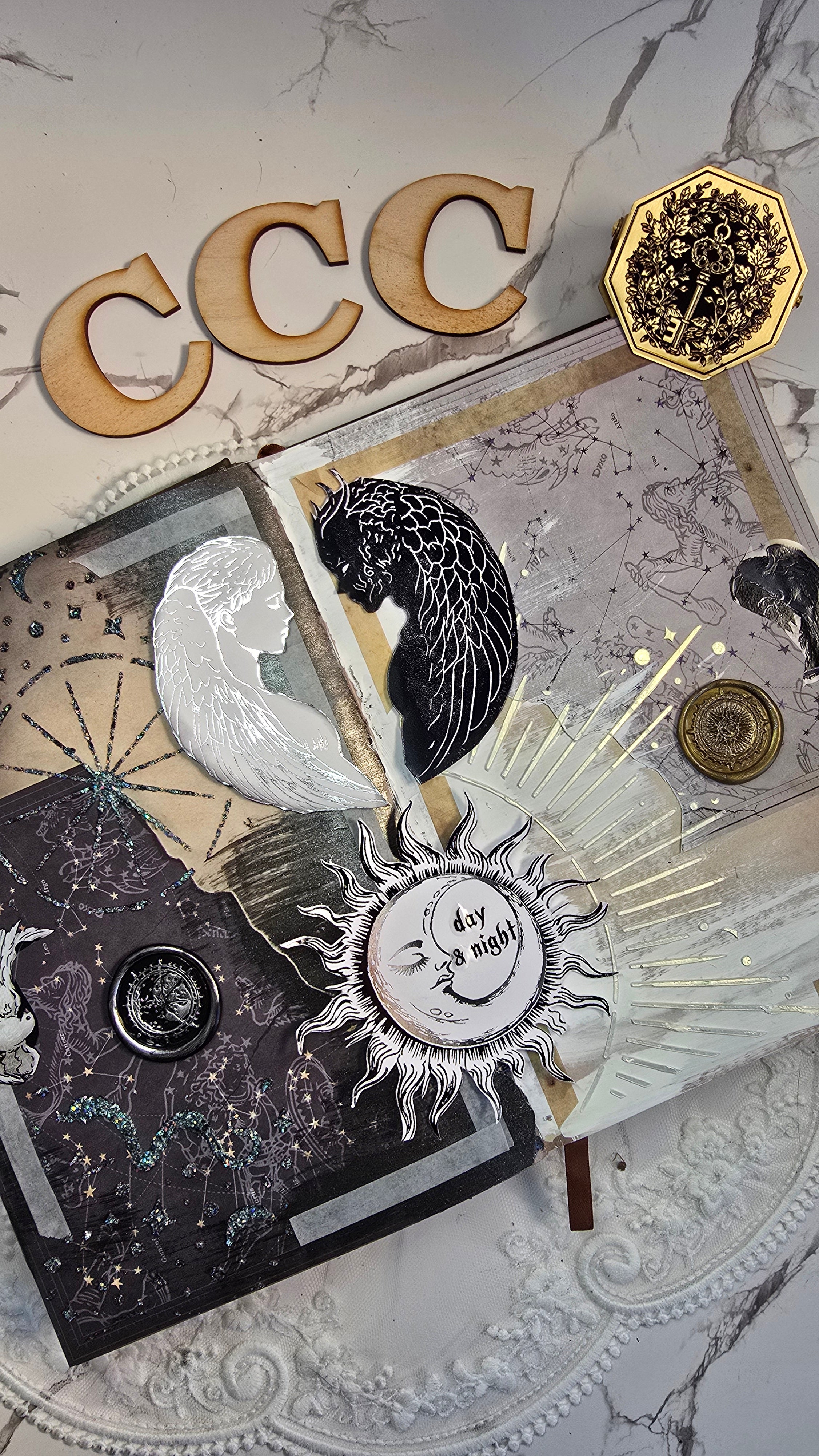 Dichotomy Paper Set