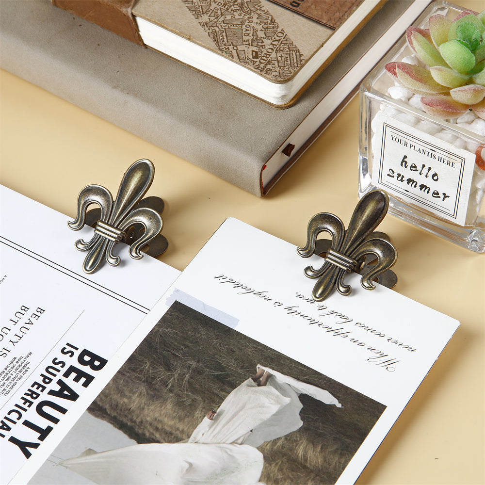 Fleur de Lis Clips