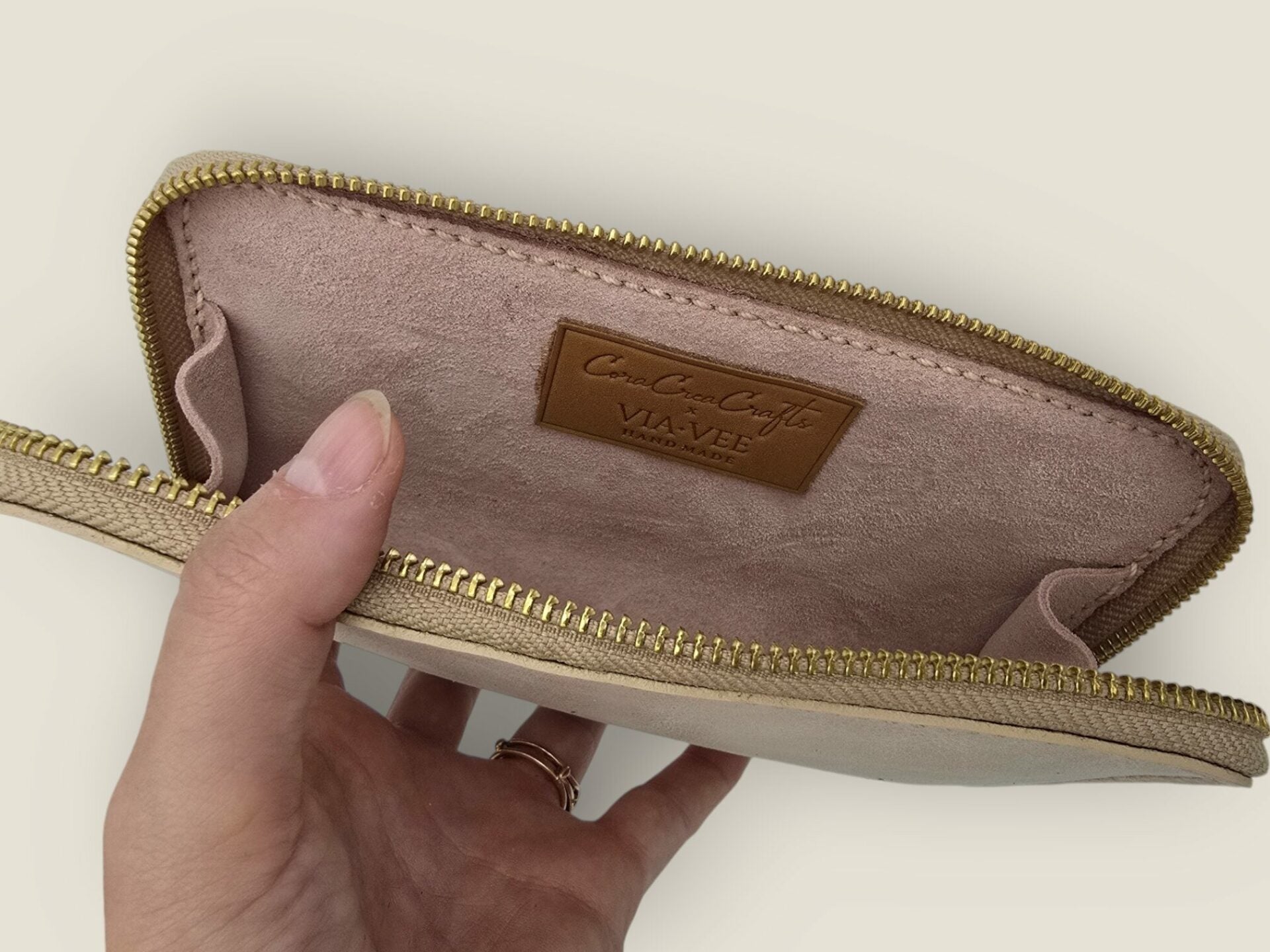 Zipper Wallet – Nude