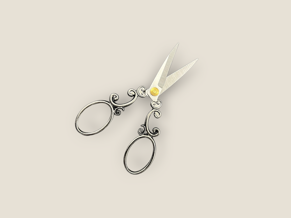 Arabesque Scissors