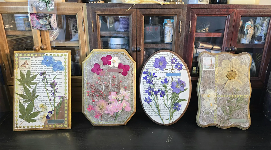 Pressed Flower Wood Decor: Mother's Day Activity