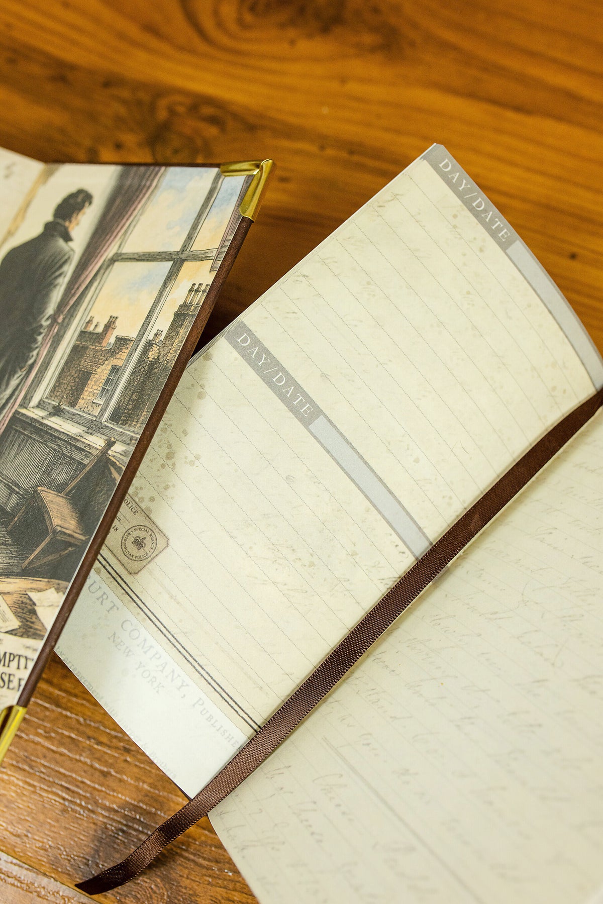 The Detective Planner - Memoirs of Another Year (The Vintage Planner Vol. II) - detail 7