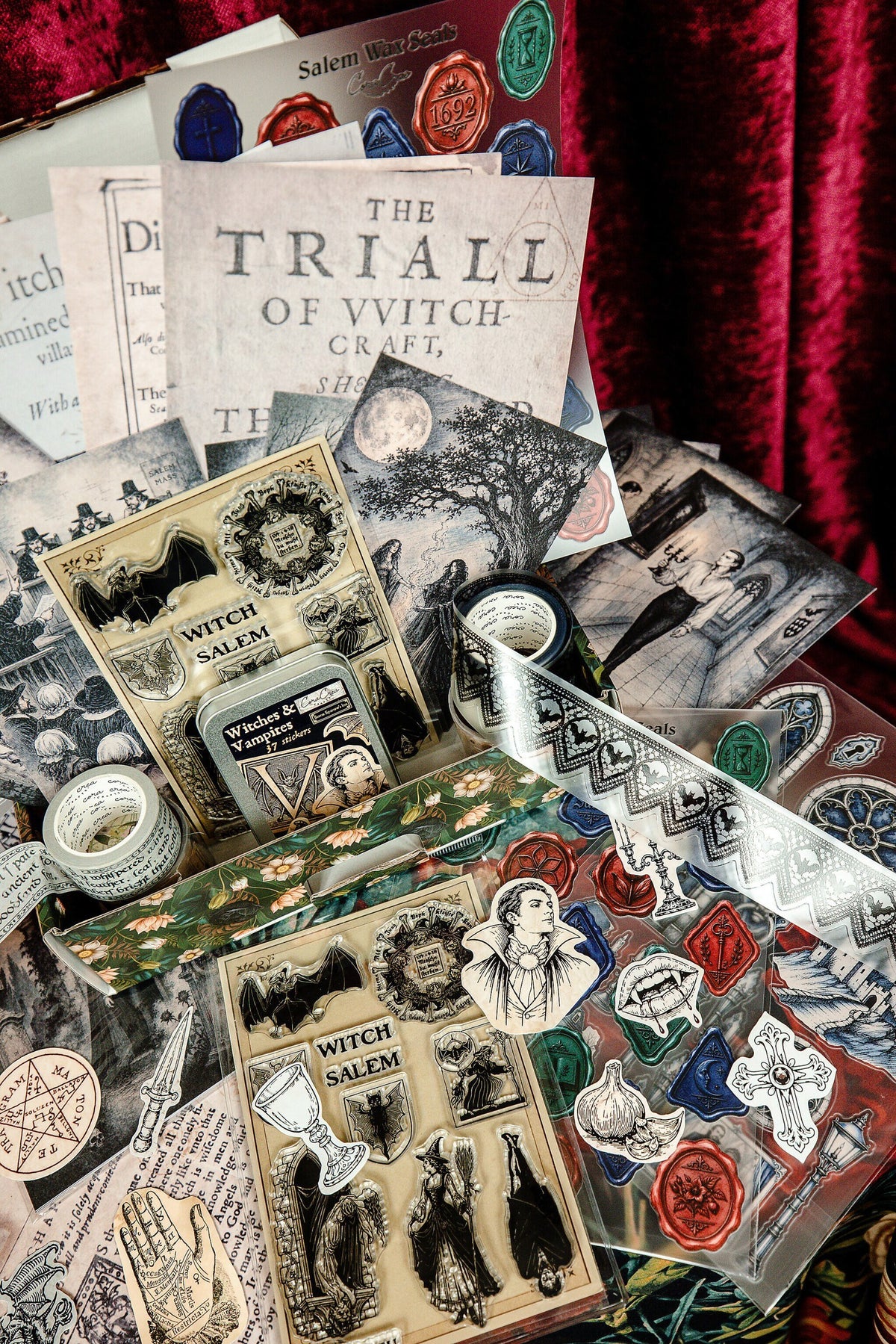 Witches & Vampires Box - detail 5