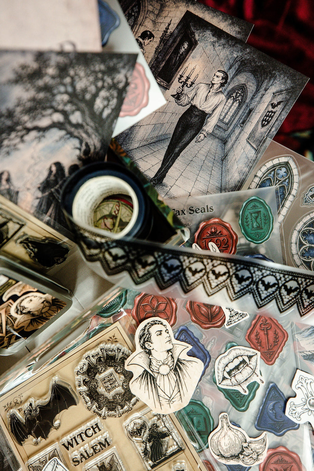 Witches & Vampires Box - detail 7