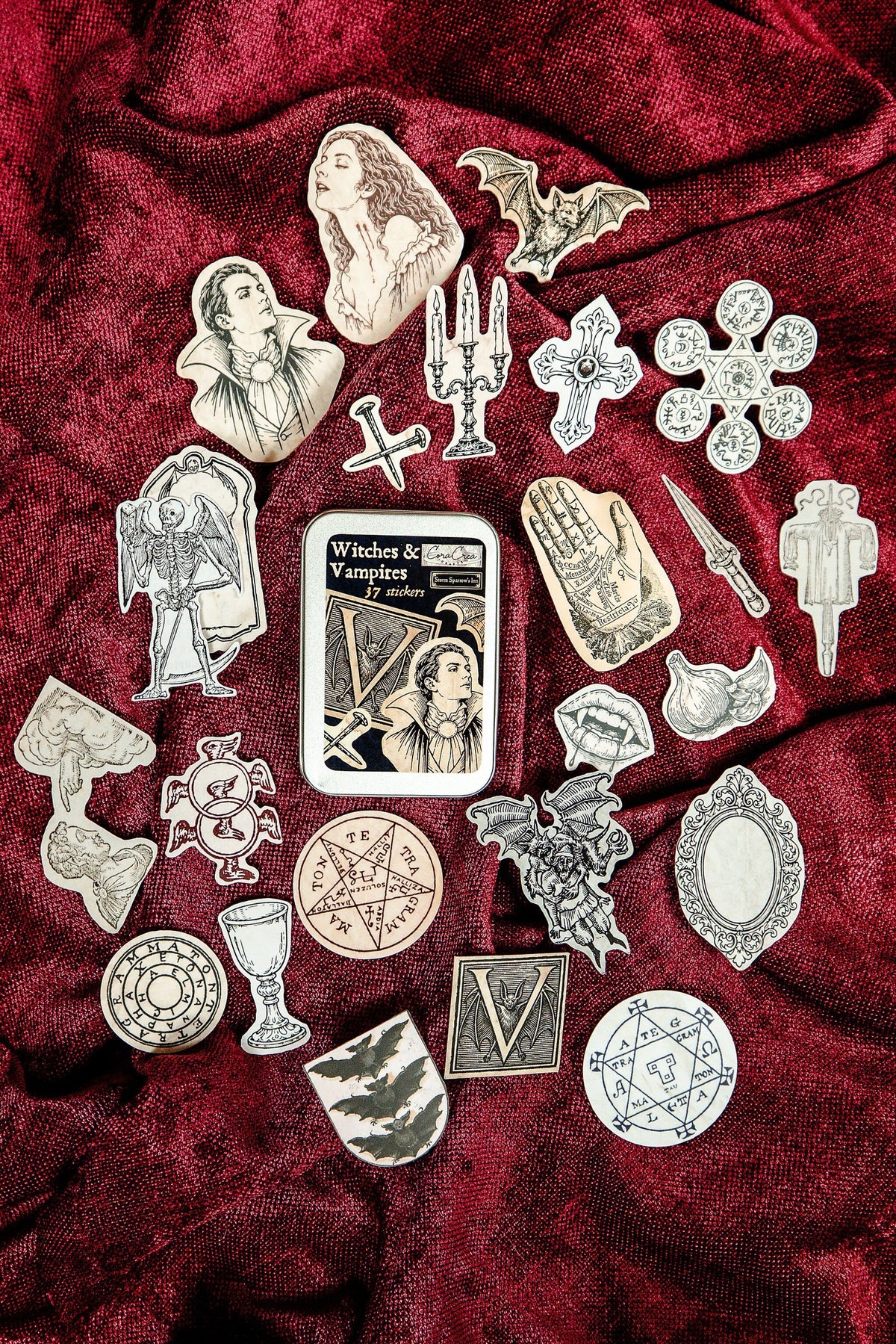 Salem, Witches & Vampires Tin Box - detail 1