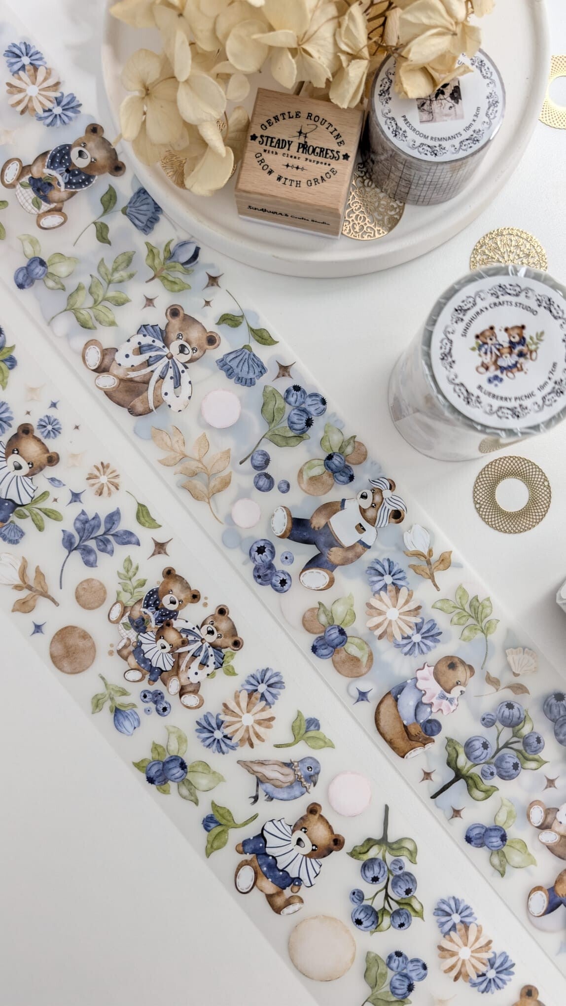 Blueberry Picnic Tape Loop - detail 2