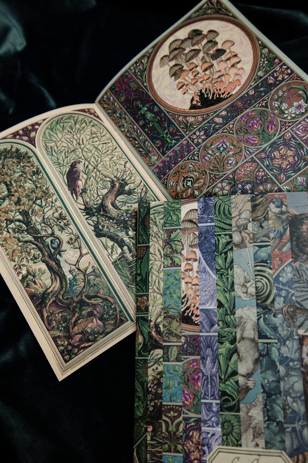 Woodland Tapestry Paper Booklet - 67