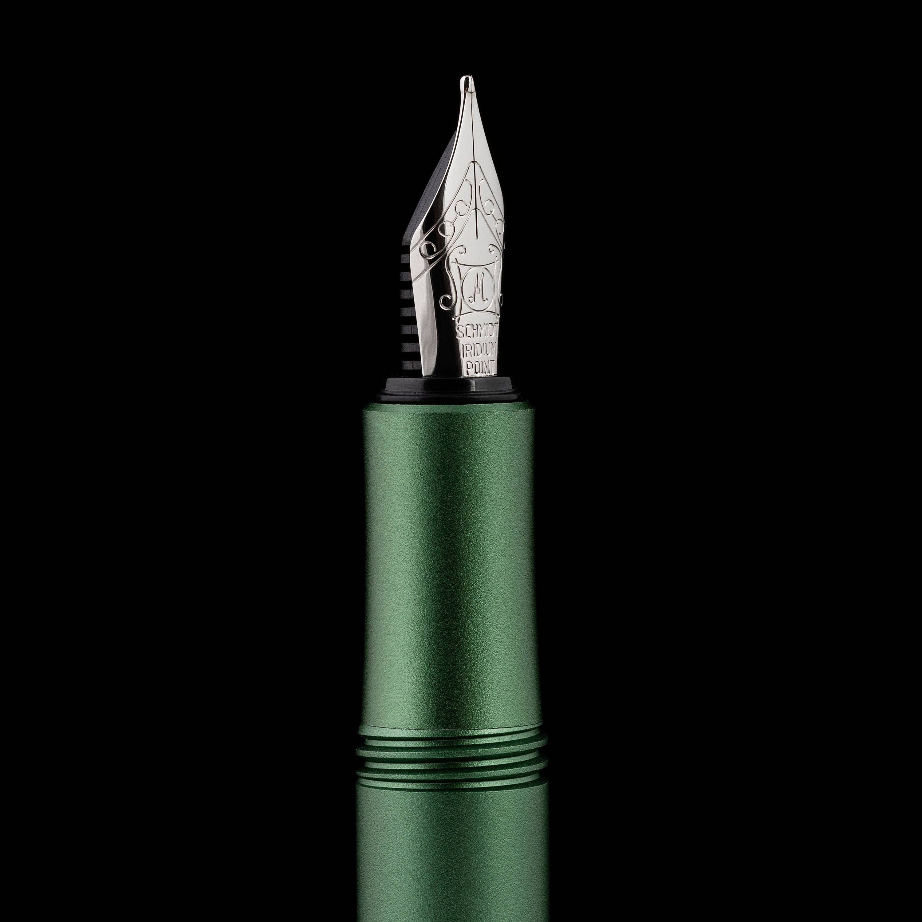 EDC Matte Green Fountain Pen - Medium Nib