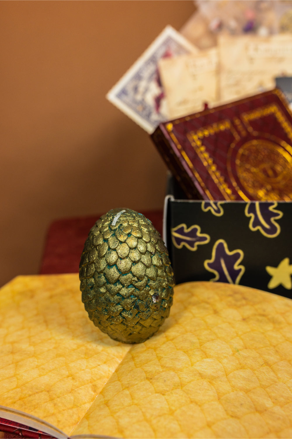 Legends & Lore - Of Crowns & Oaths