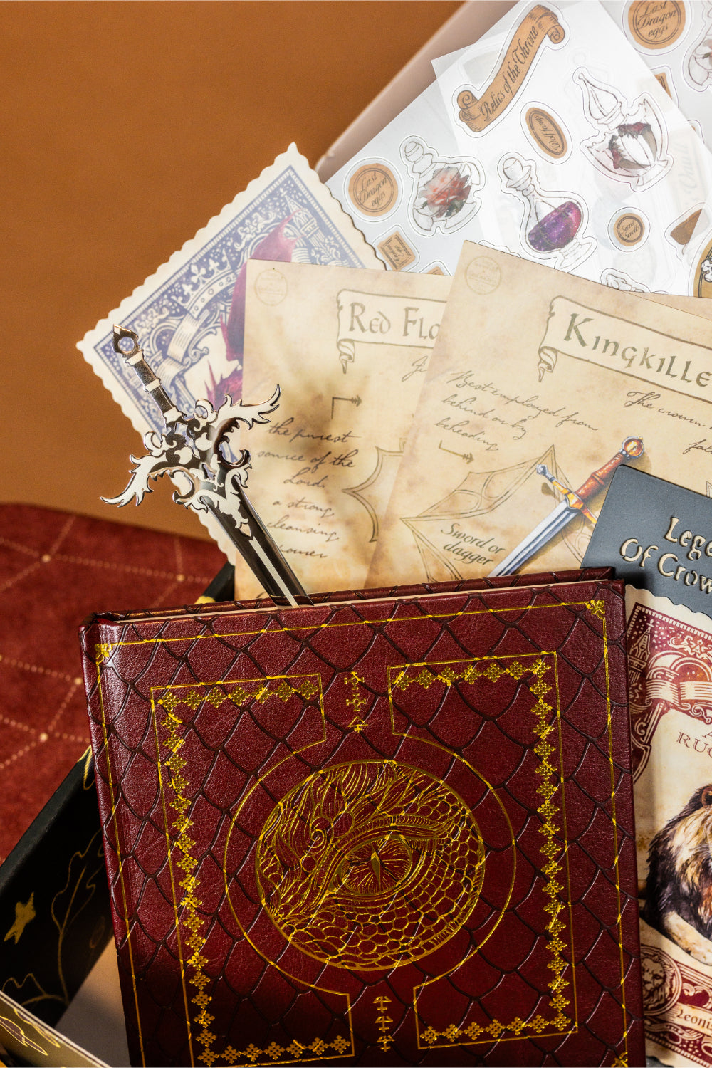 Legends & Lore - Of Crowns & Oaths