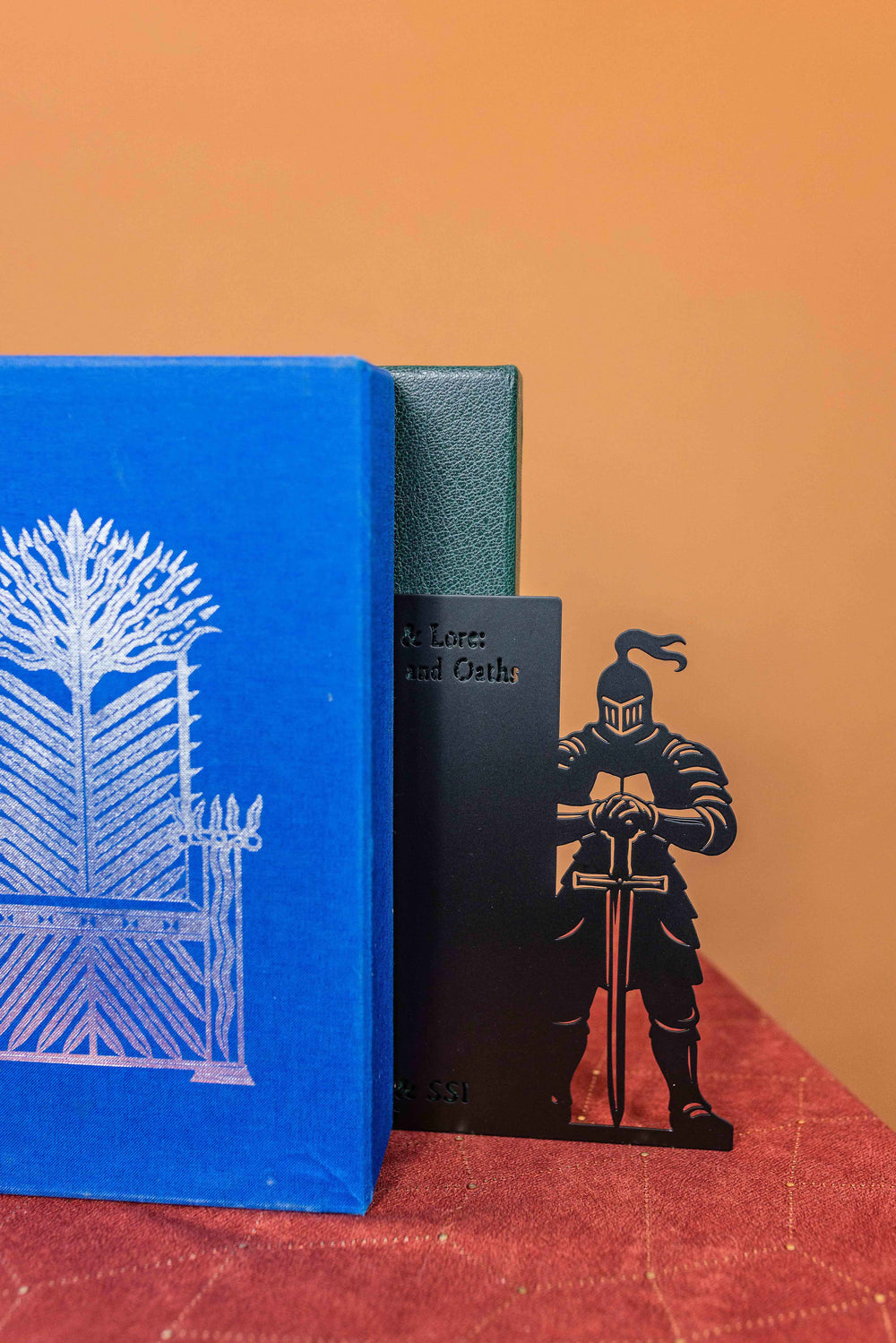 Legends & Lore - Of Crowns & Oaths