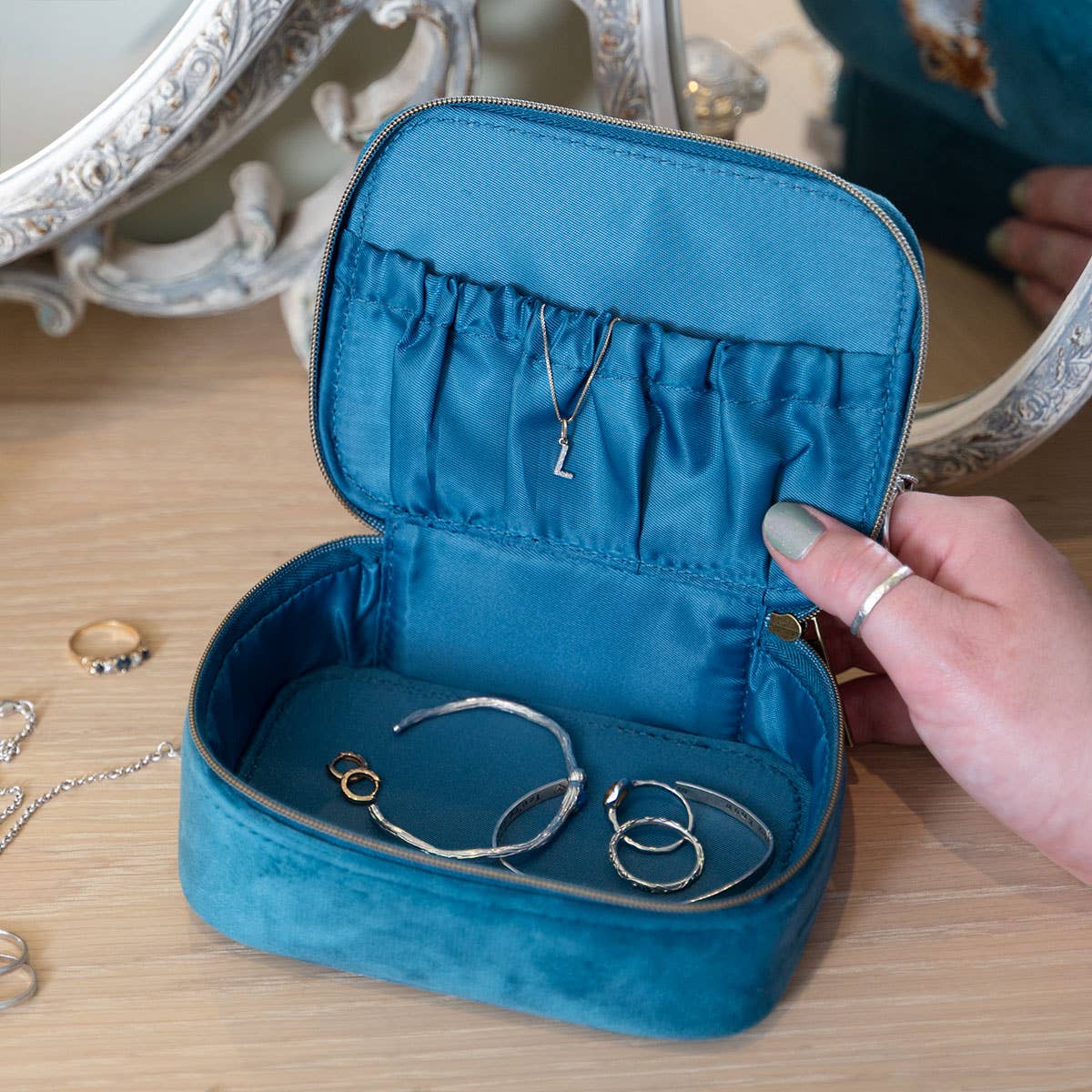 Fox Accessory Case - Daydreamer