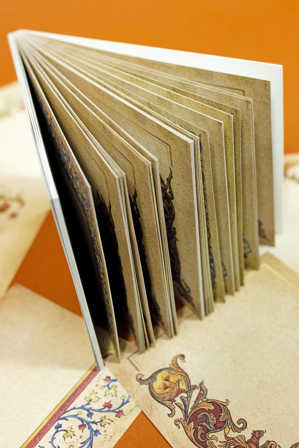 Illuminated Frames Notepad I