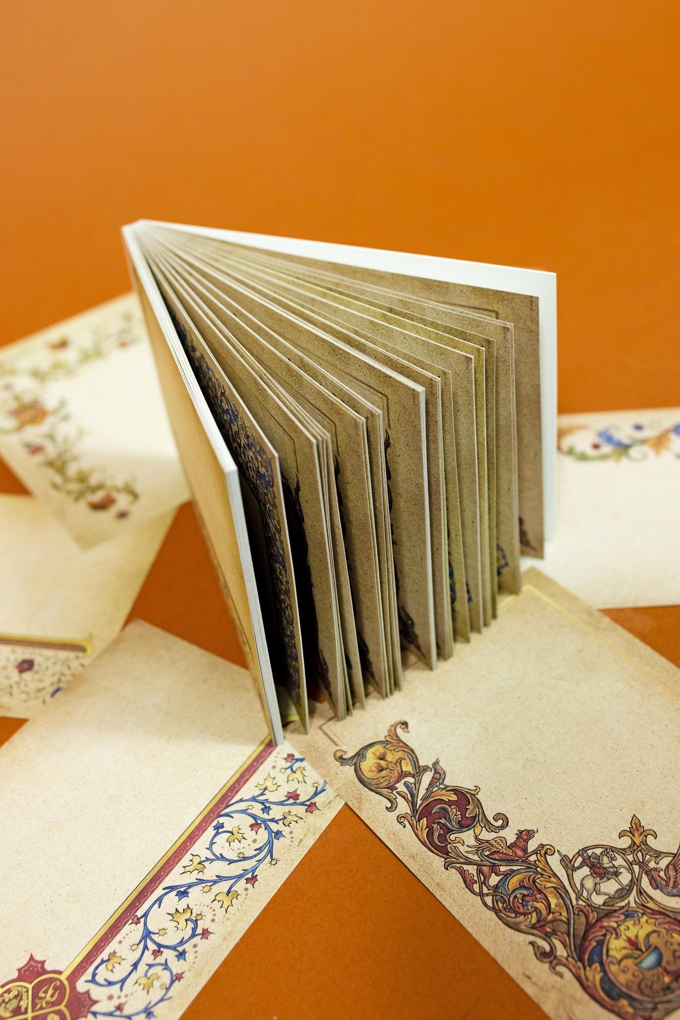 Illuminated Frames Notepad I