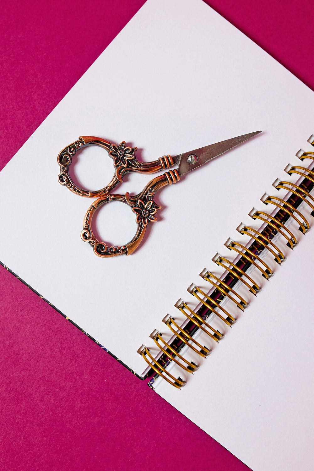Spring Lily Scissors