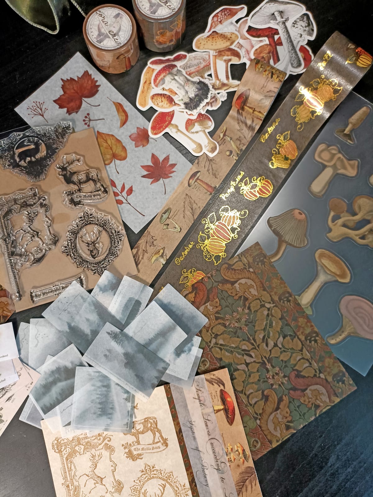 Autumn - October 2021 subscription box image 1