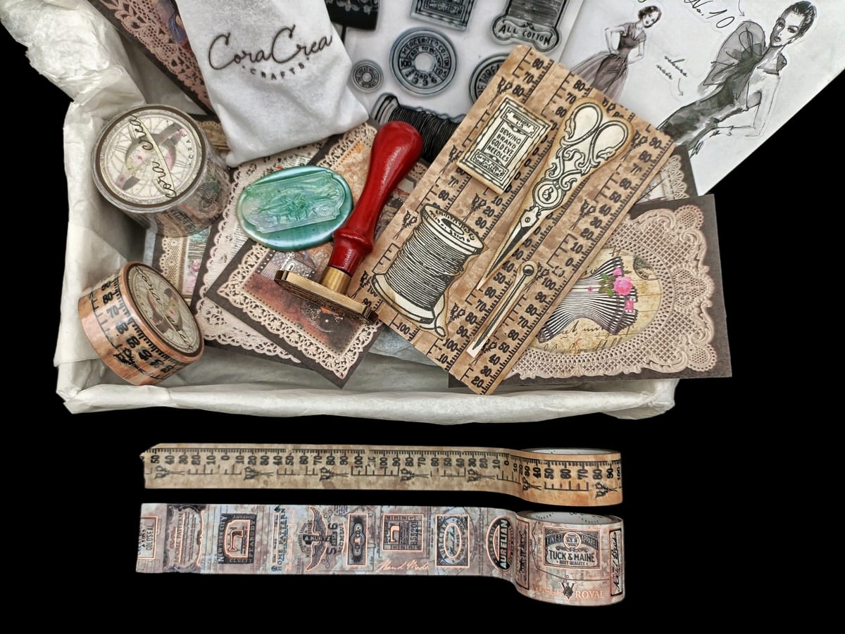 Fashion - September 2022 subscription box image 1