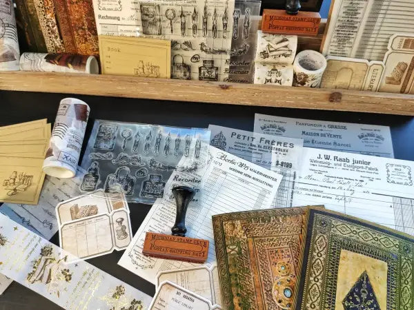 Books & Letters - February 2021 subscription box image 3